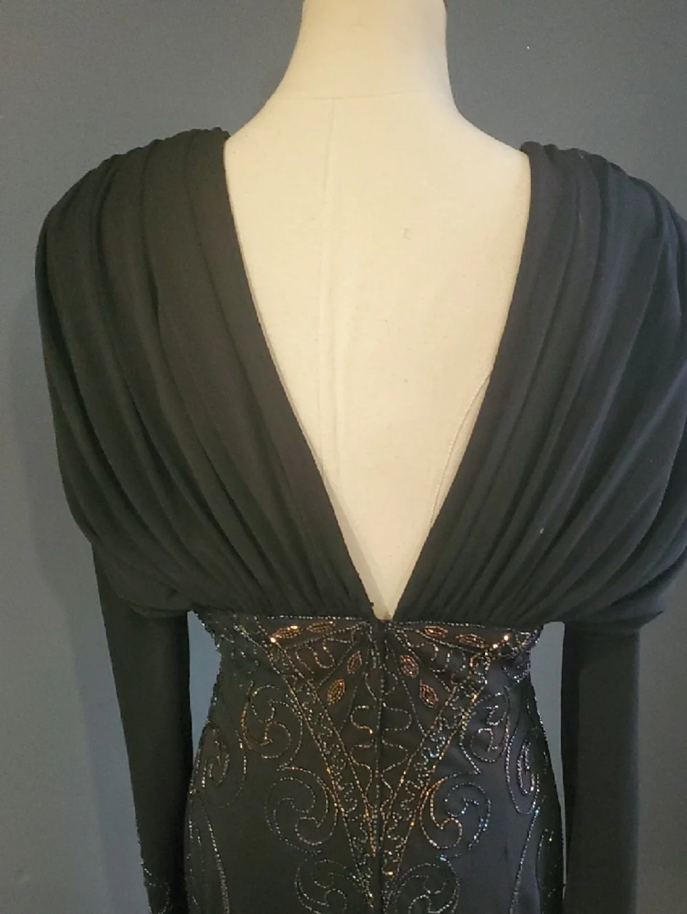 Lillie Rubin Black Long-Sleeve V-Neck Beaded Cocktail Dress - Picture 5 of 11